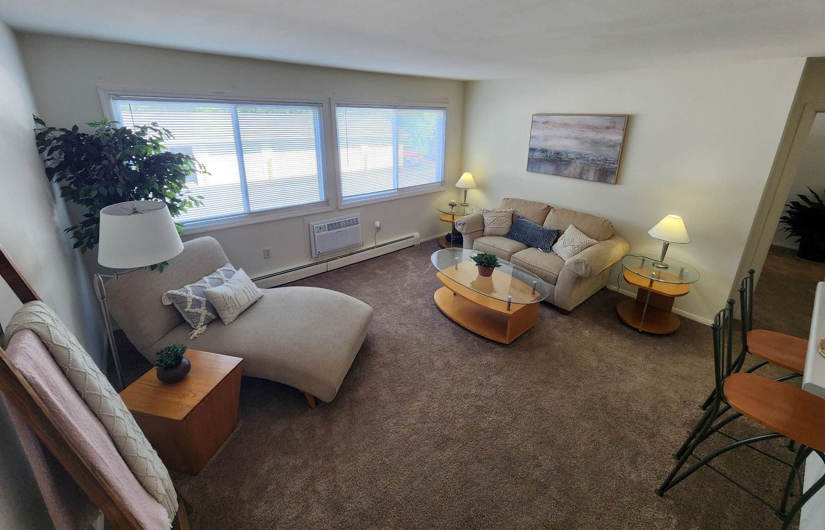 Moline Apartment: 3632 Pine Ridge Ct