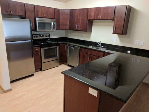 West Lake III Apartment Homes - 787 SQ.FT. - 1st Floor - Single Stall Garage – photo 1