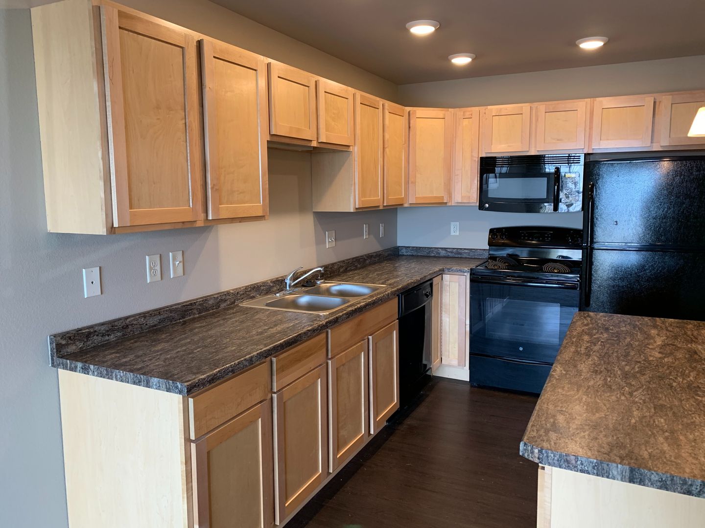 Fargo Apartment: 2400 65th Avenue South