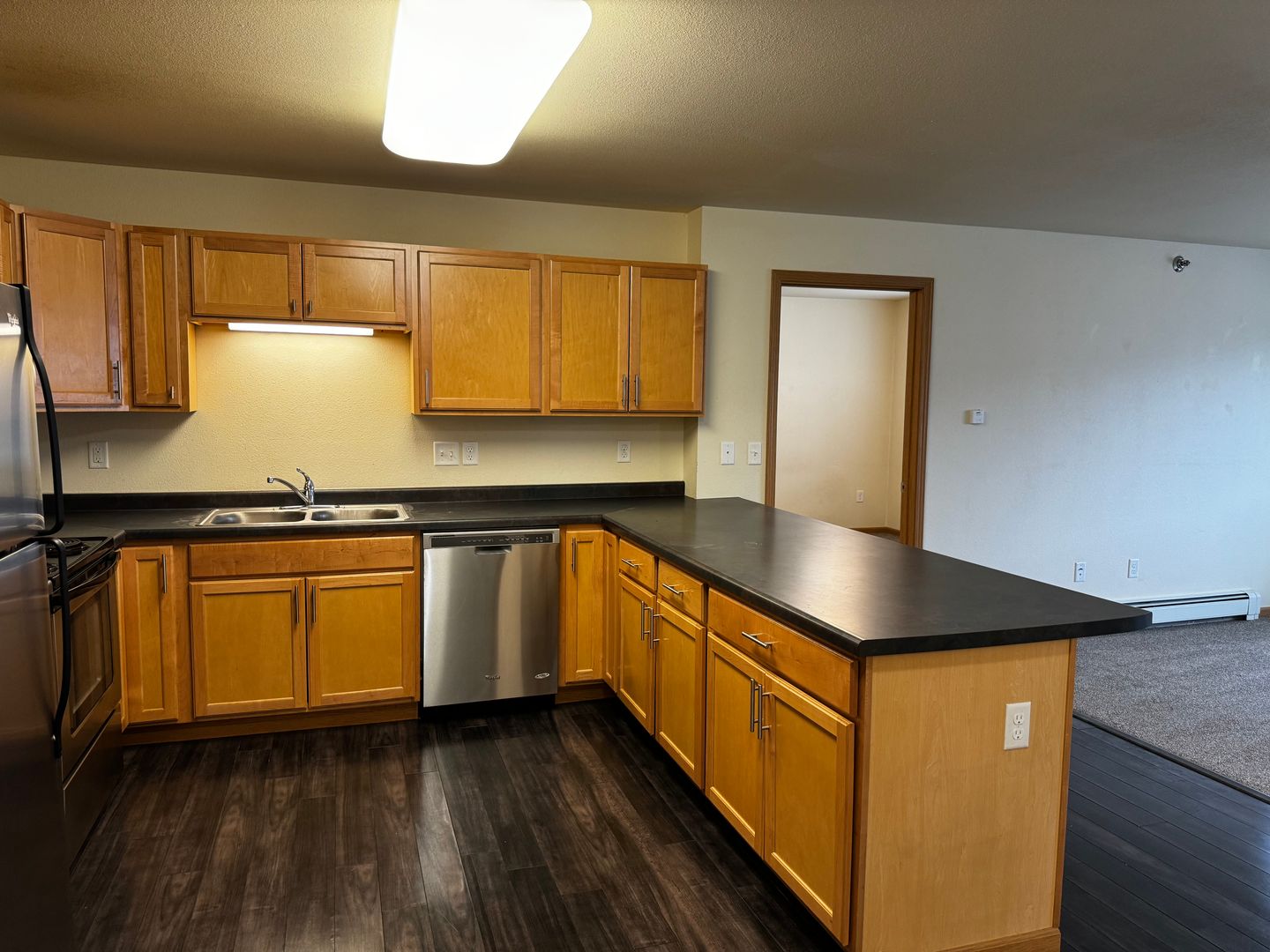 West Fargo Apartment: 627 33rd Avenue West