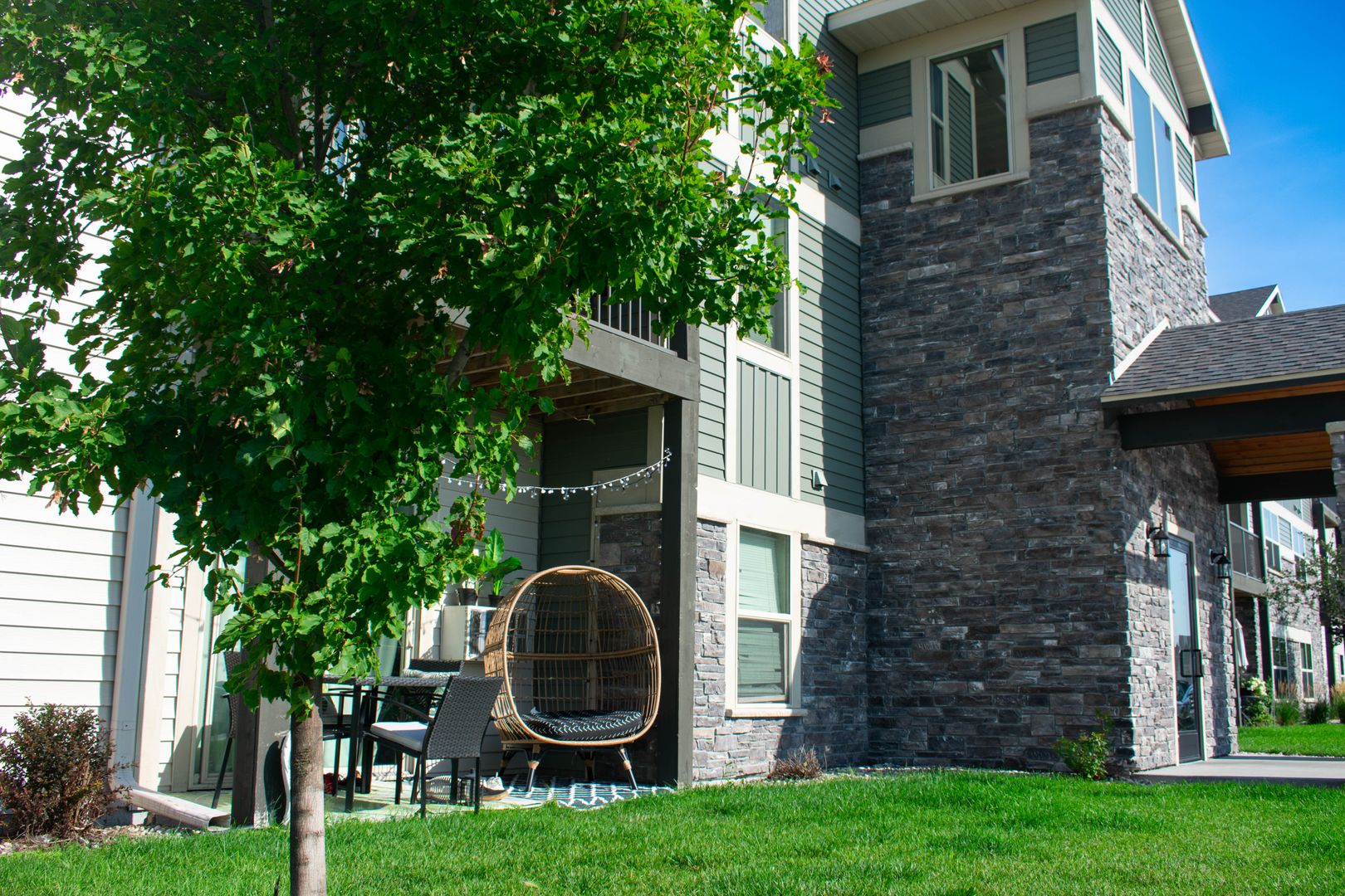 Fargo Apartment: 2400 65th Avenue South