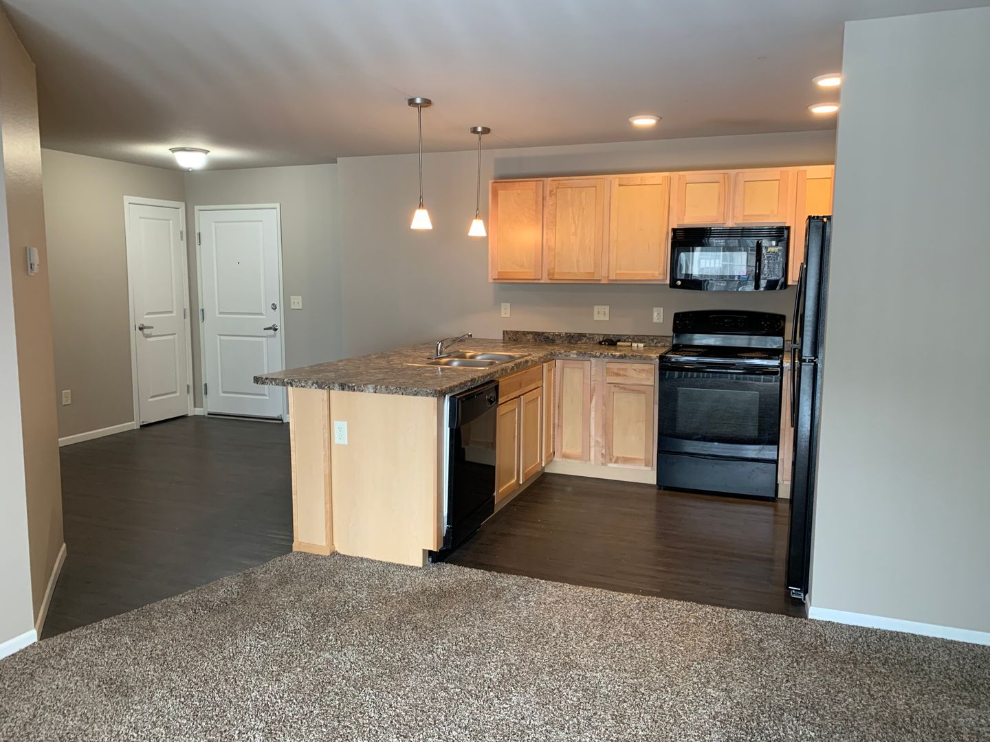 Fargo Apartment: 2400 65th Avenue South