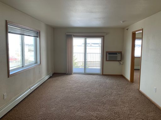 621 33rd Avenue West #310, West Fargo, ND 58078