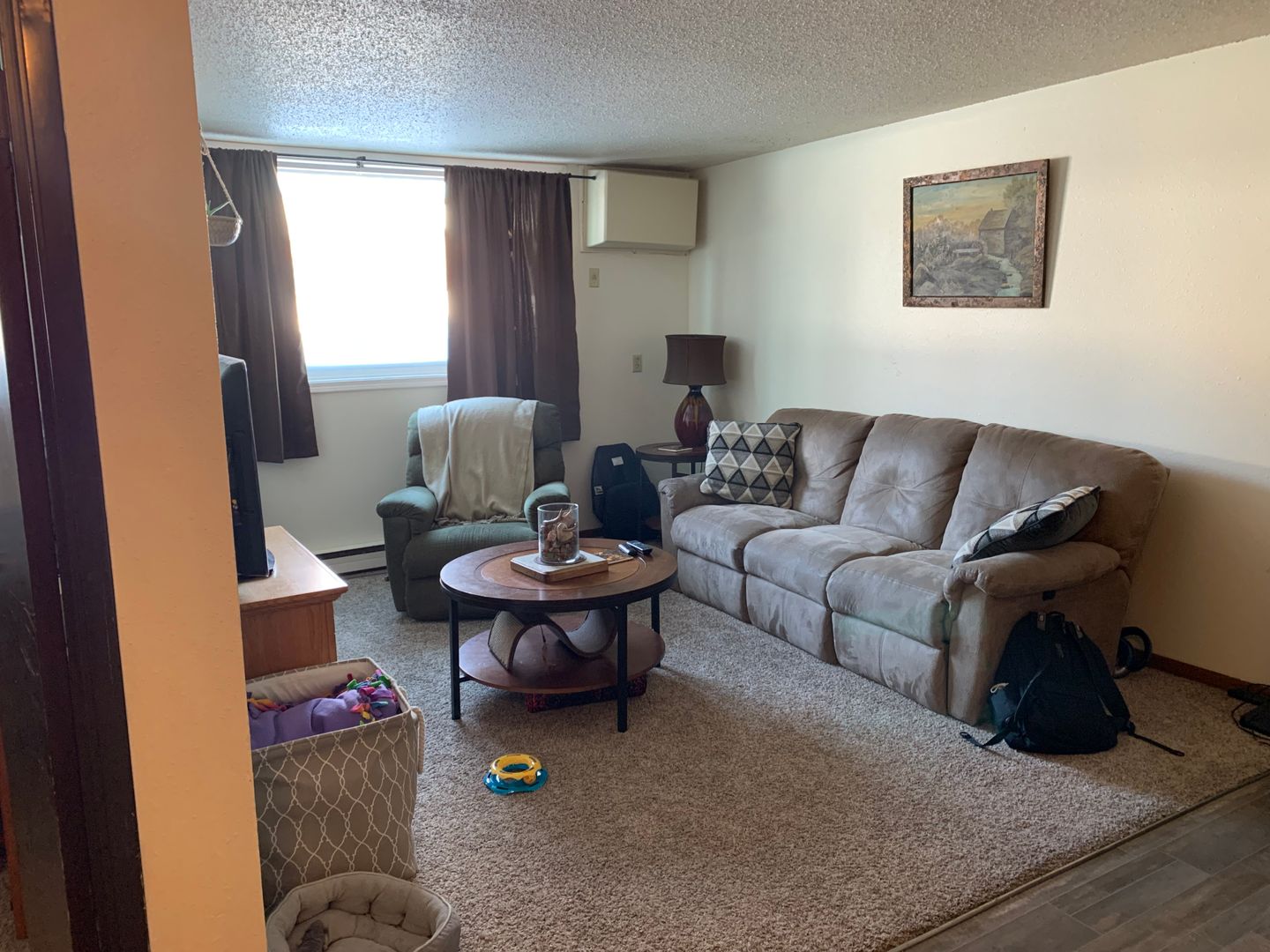 Moorhead Apartment: 1929 18th Ave S