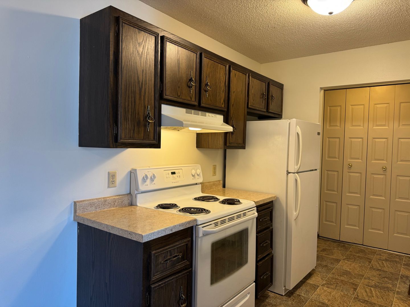 Fargo Apartment: 2202 17th Street South