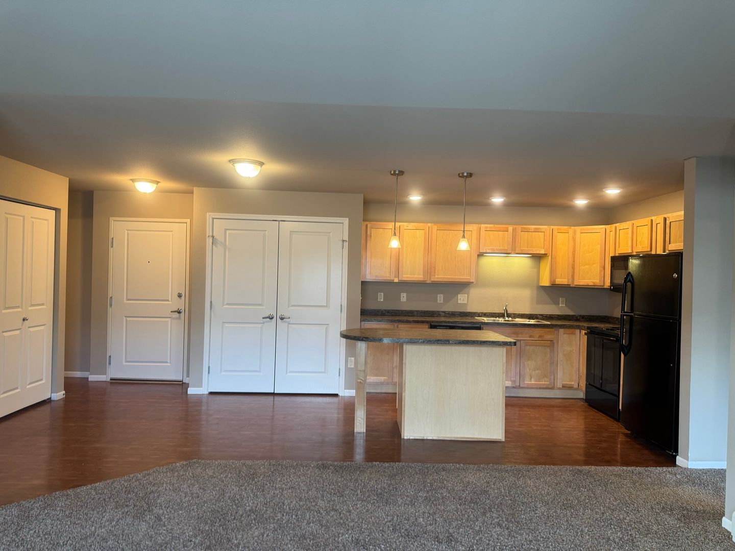 Fargo Apartment: 2400 65th Avenue South