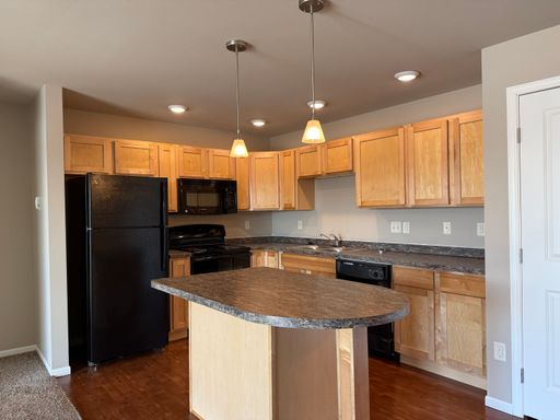 2400 65th Avenue South #201, Fargo, ND 58104