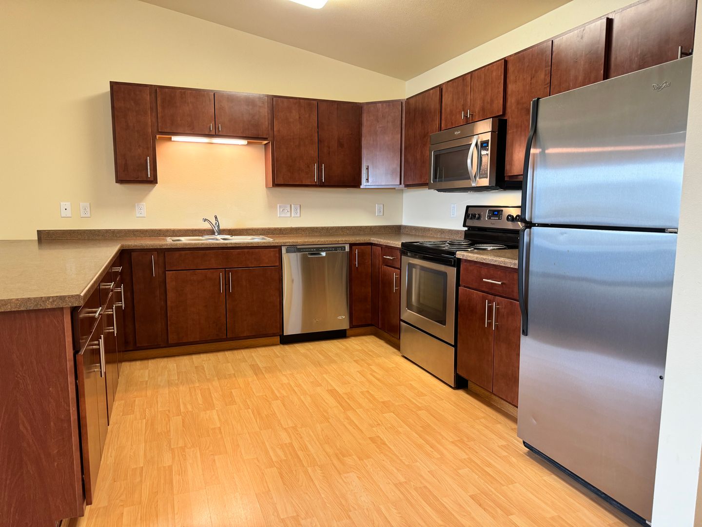 West Fargo Apartment: 3320 5th St West