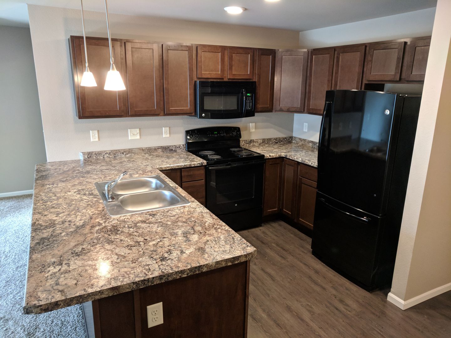 Fargo Apartment: 2400 65th Avenue South