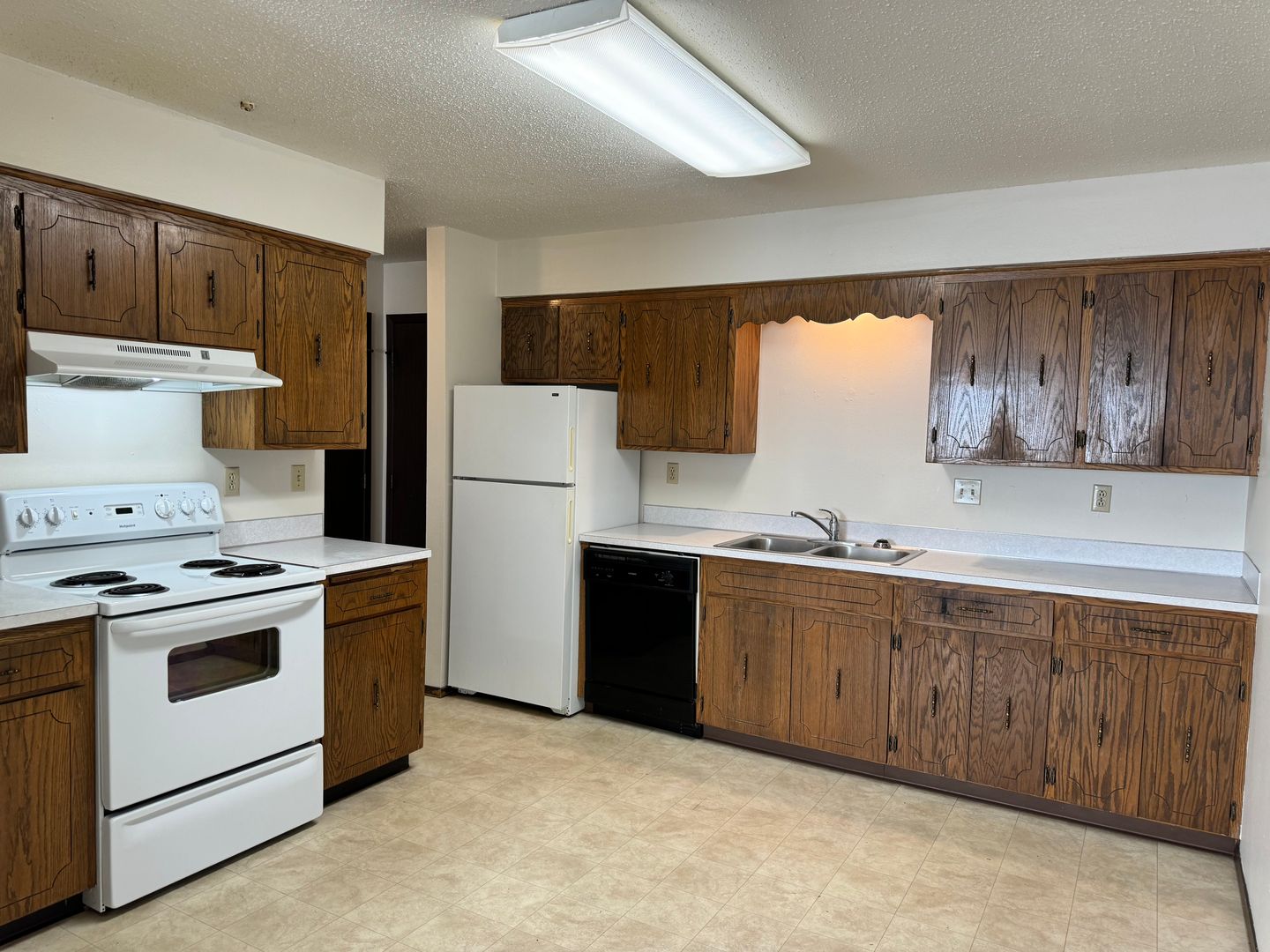 Fargo Apartment: 3012 9 1/2 Street North