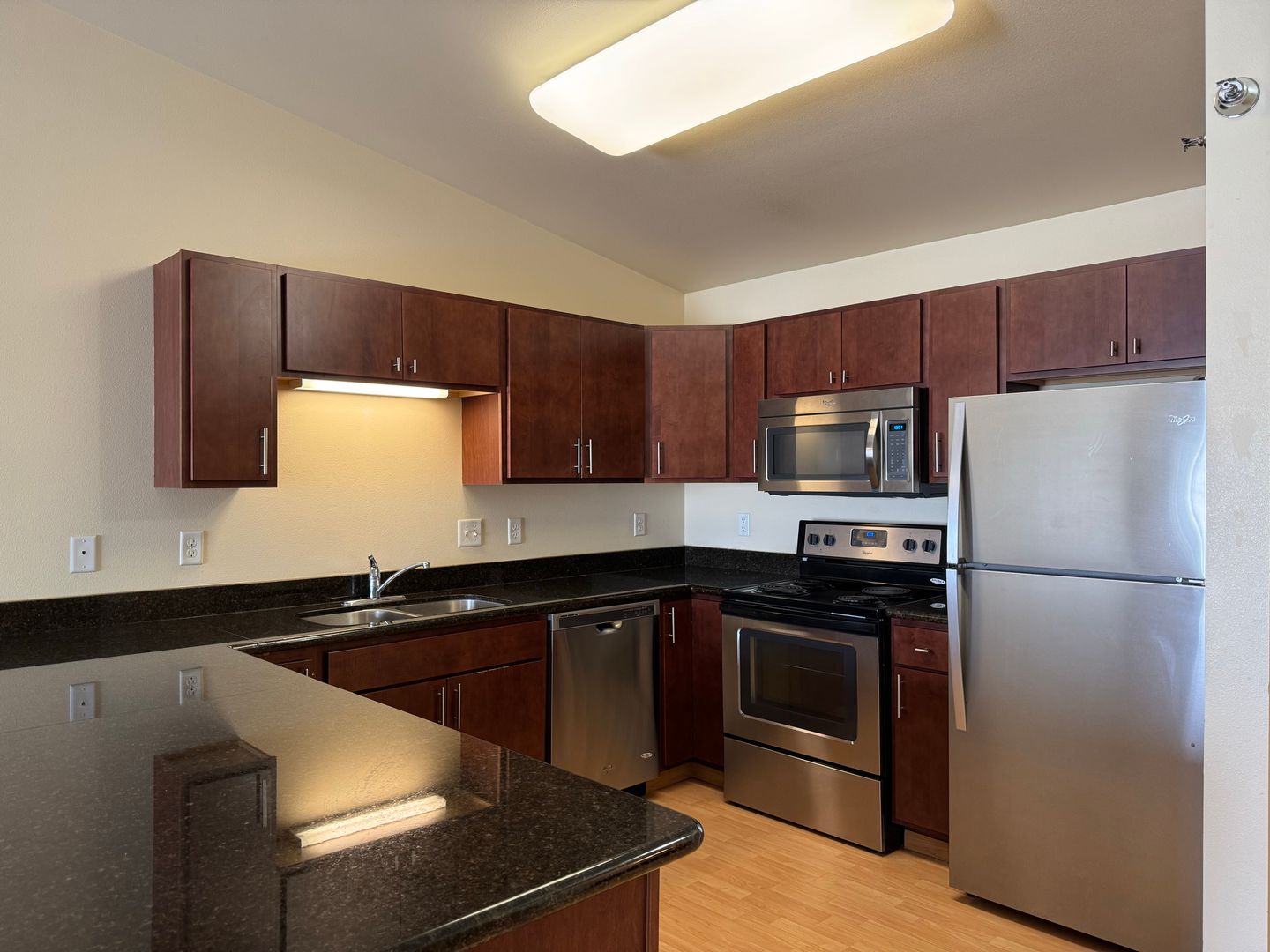 West Fargo Apartment: 627 33rd Avenue West