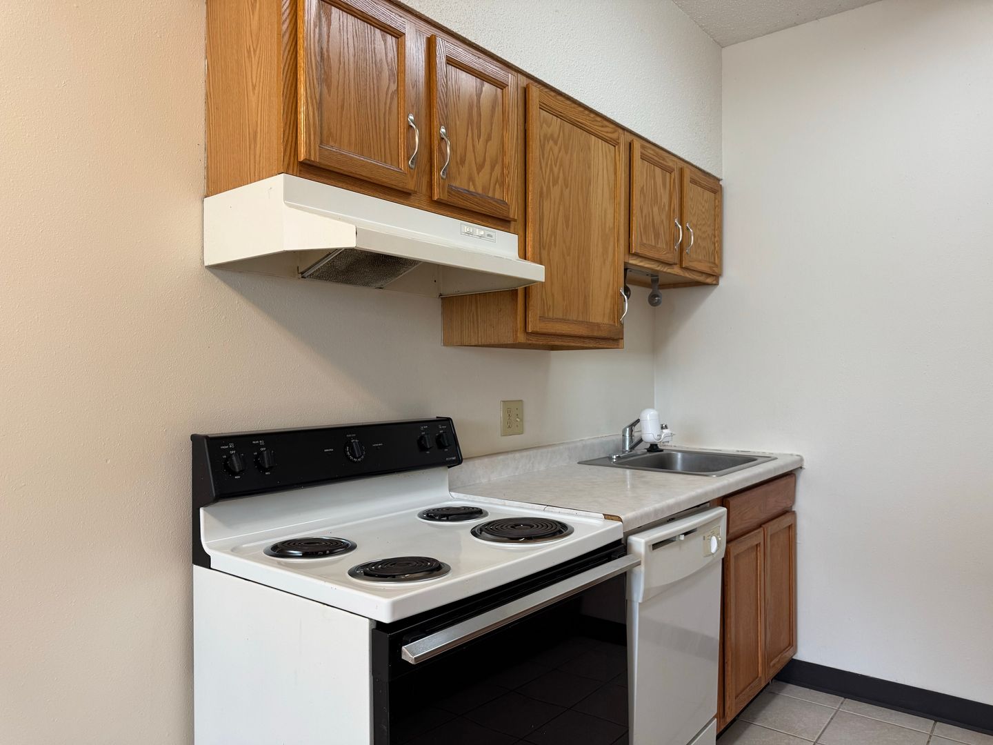 West Fargo Apartment: 424 6th St E