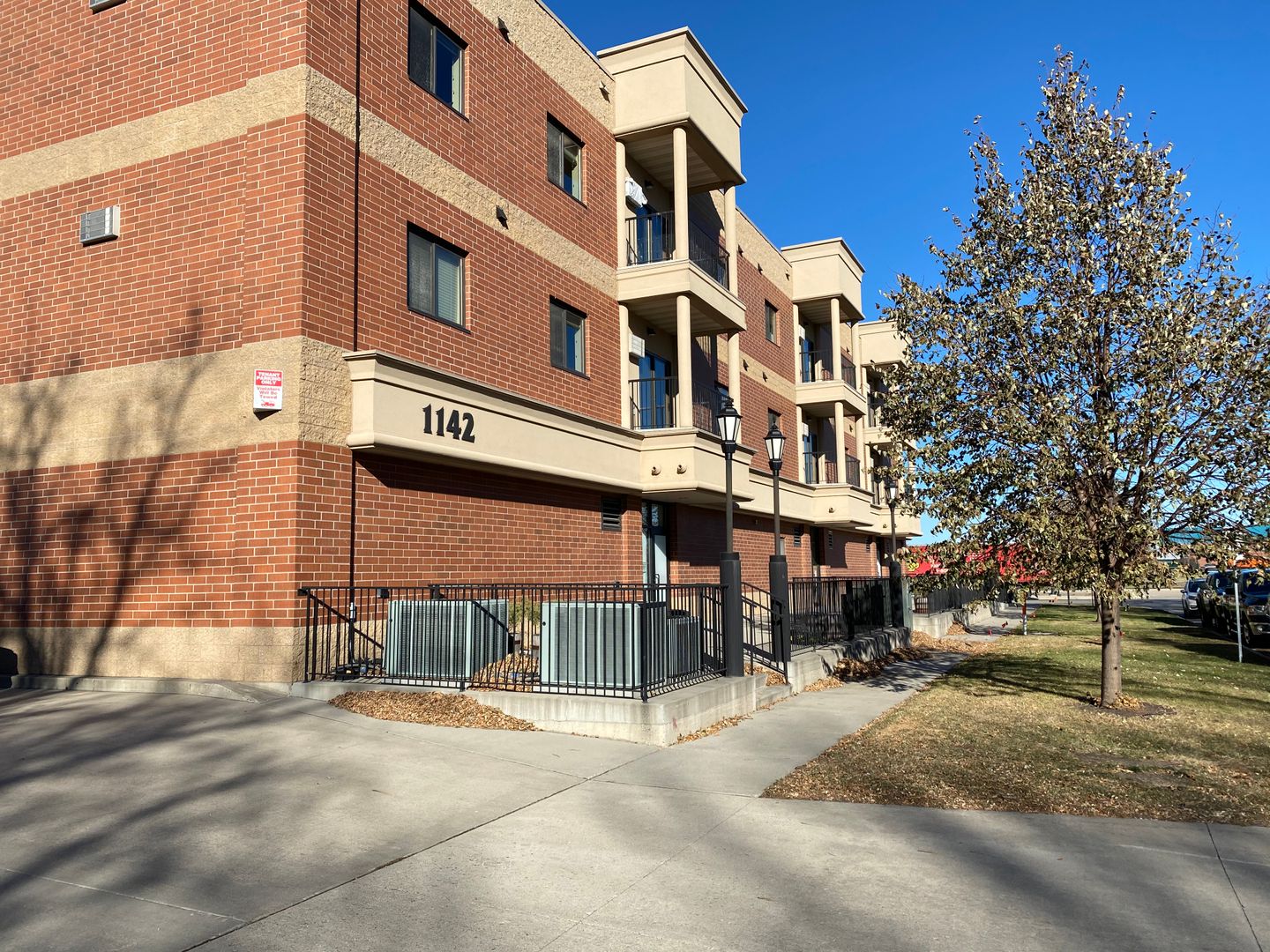 Fargo Apartment: 1142 17th Street North