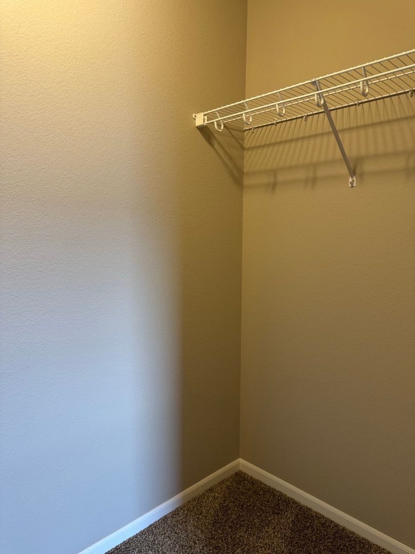 Fargo Apartment: 2400 65th Avenue South