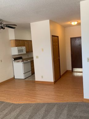 Crestwood Apartments - 860 SQ.FT. - Garden Level - Single Stall Garage