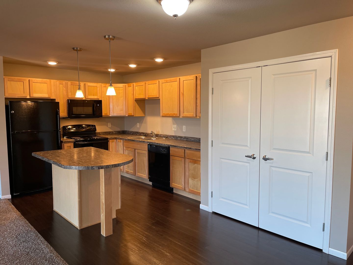 Fargo Apartment: 2400 65th Avenue South