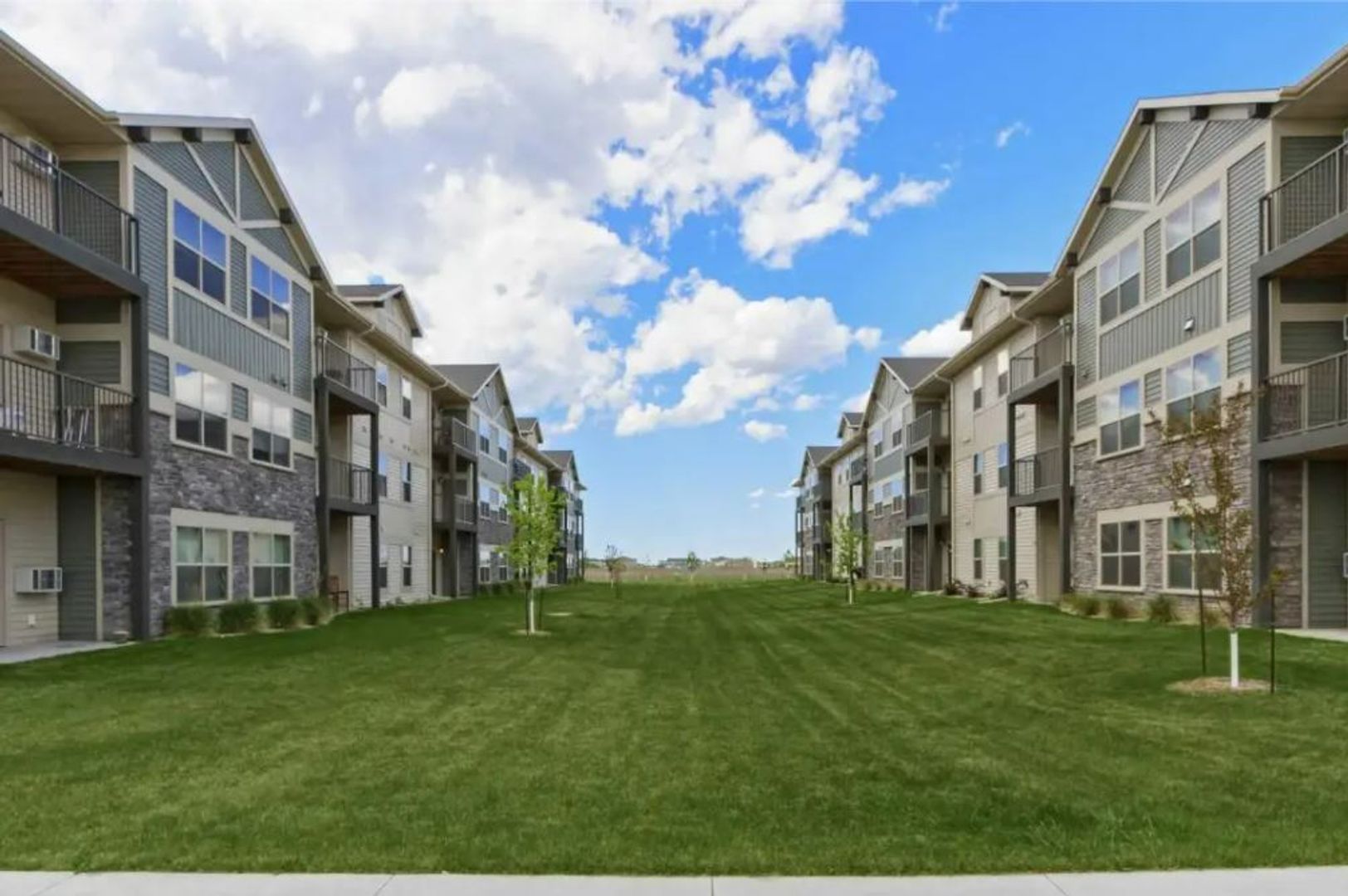 Fargo Apartment: 2400 65th Avenue South