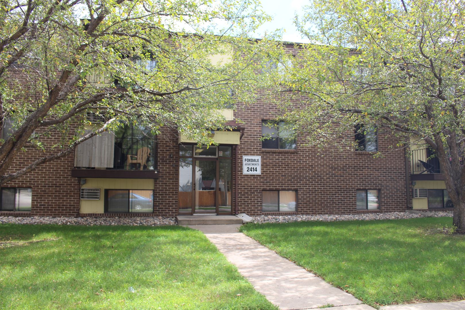 Fargo Apartment: 2414 17th Street South