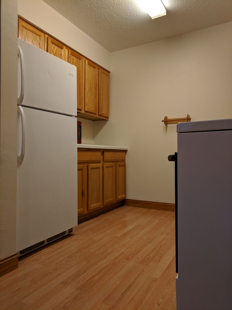 West Fargo Apartment: 424 6th St E