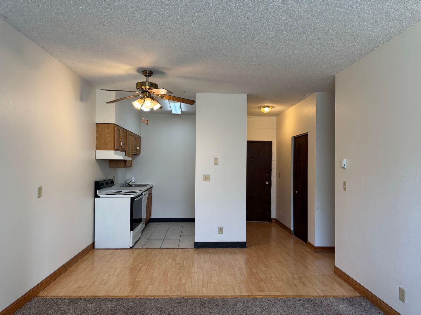 West Fargo Apartment: 424 6th St E