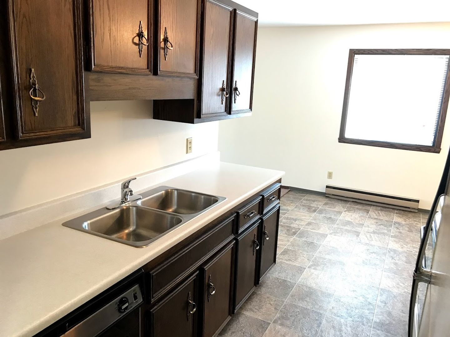 Fargo Apartment: 2202 17th Street South