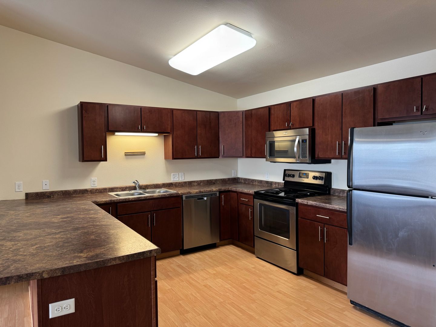 West Fargo Apartment: 3320 5th St West