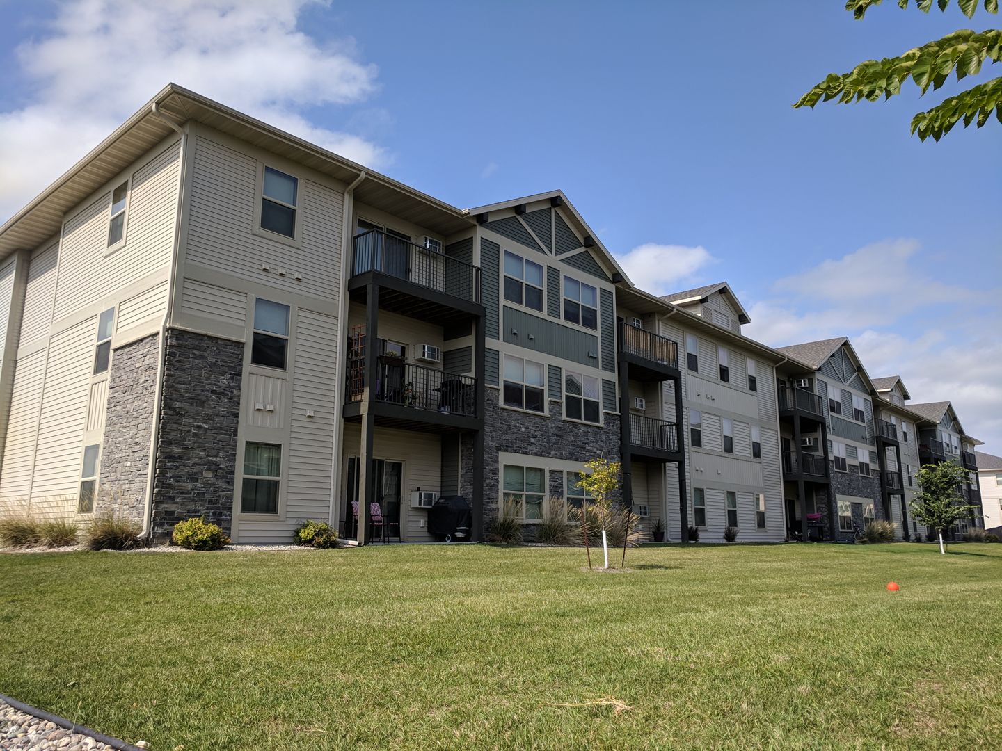Fargo Apartment: 2400 65th Avenue South