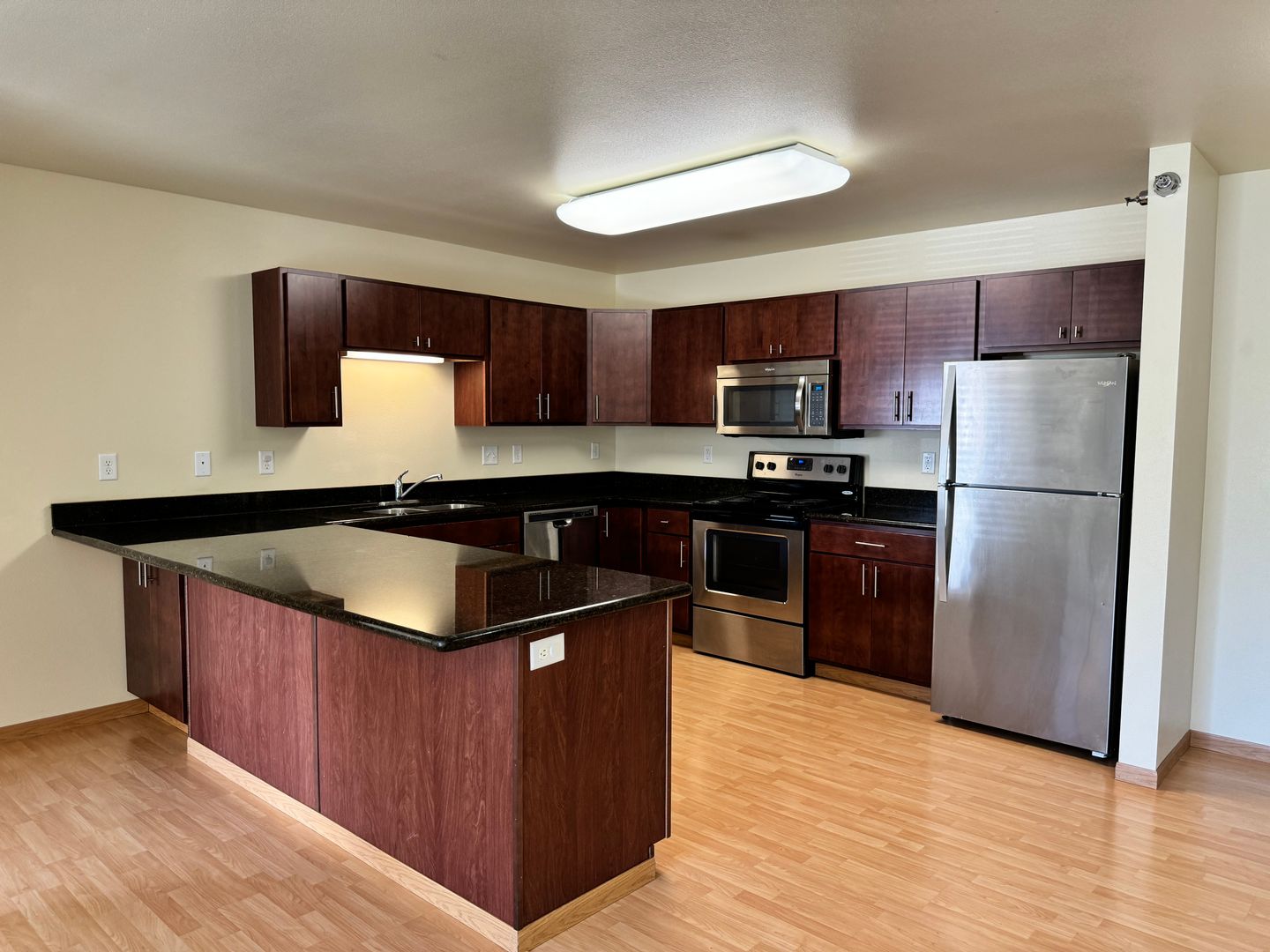 West Fargo Apartment: 627 33rd Avenue West