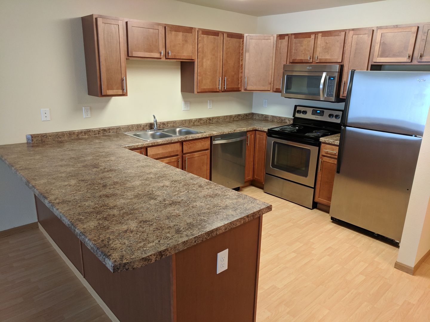 Fargo Apartment: 5100 44th Avenue South