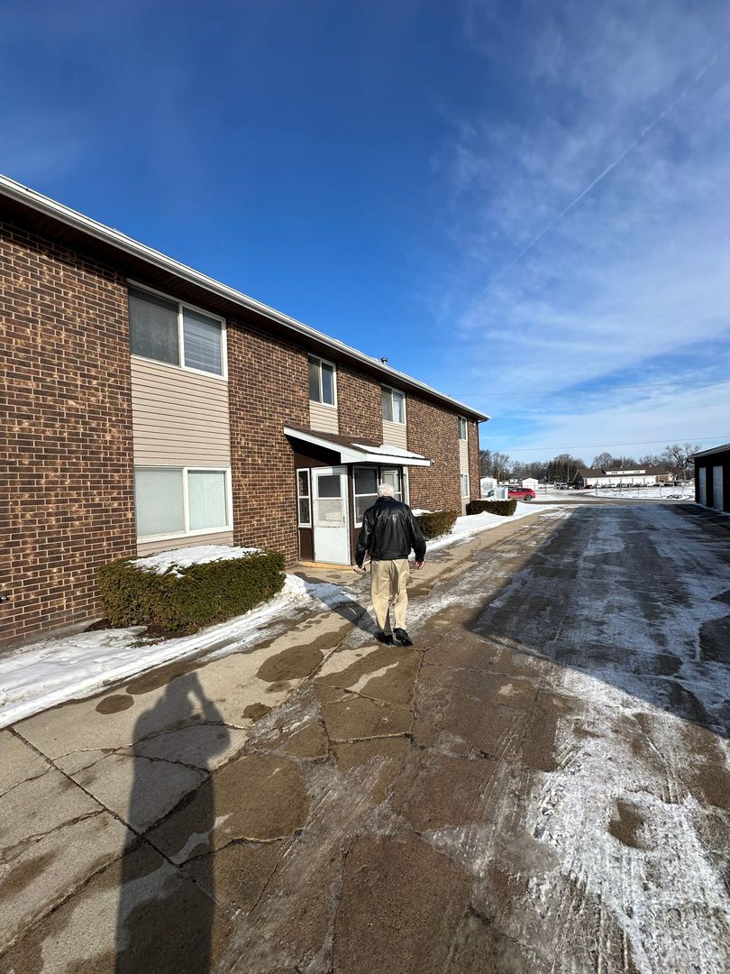 Mason City Apartment: 651 6th Street SE