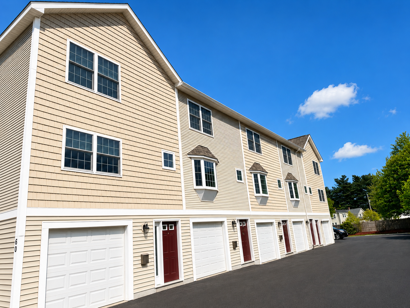 Nashua Apartment: 60 Lake St