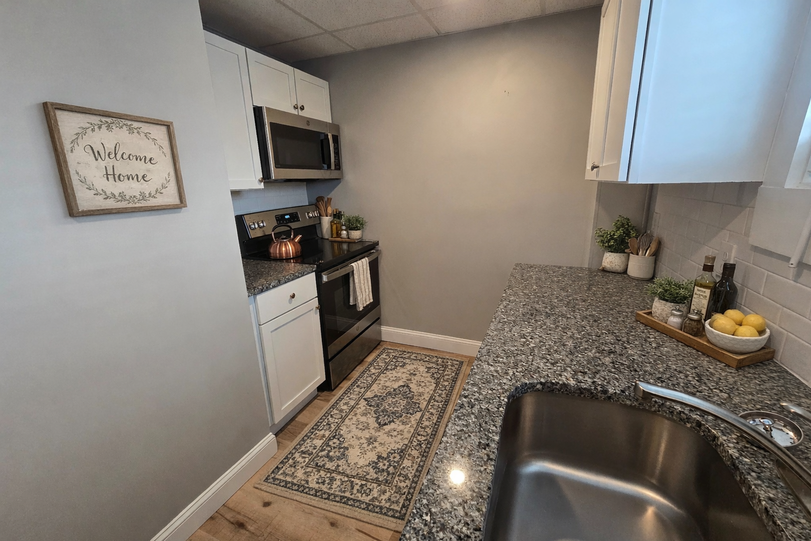 Nashua Apartment: 36 Chandler Street