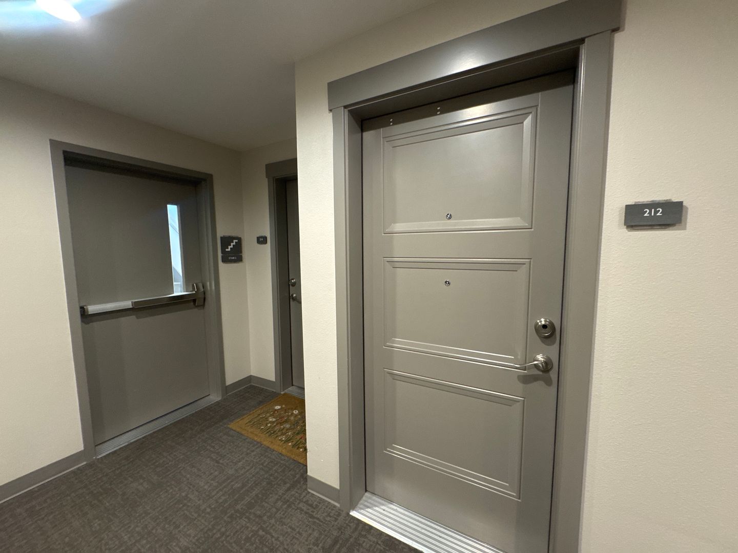 Ashland Apartment: 651 Fair Oaks Ave