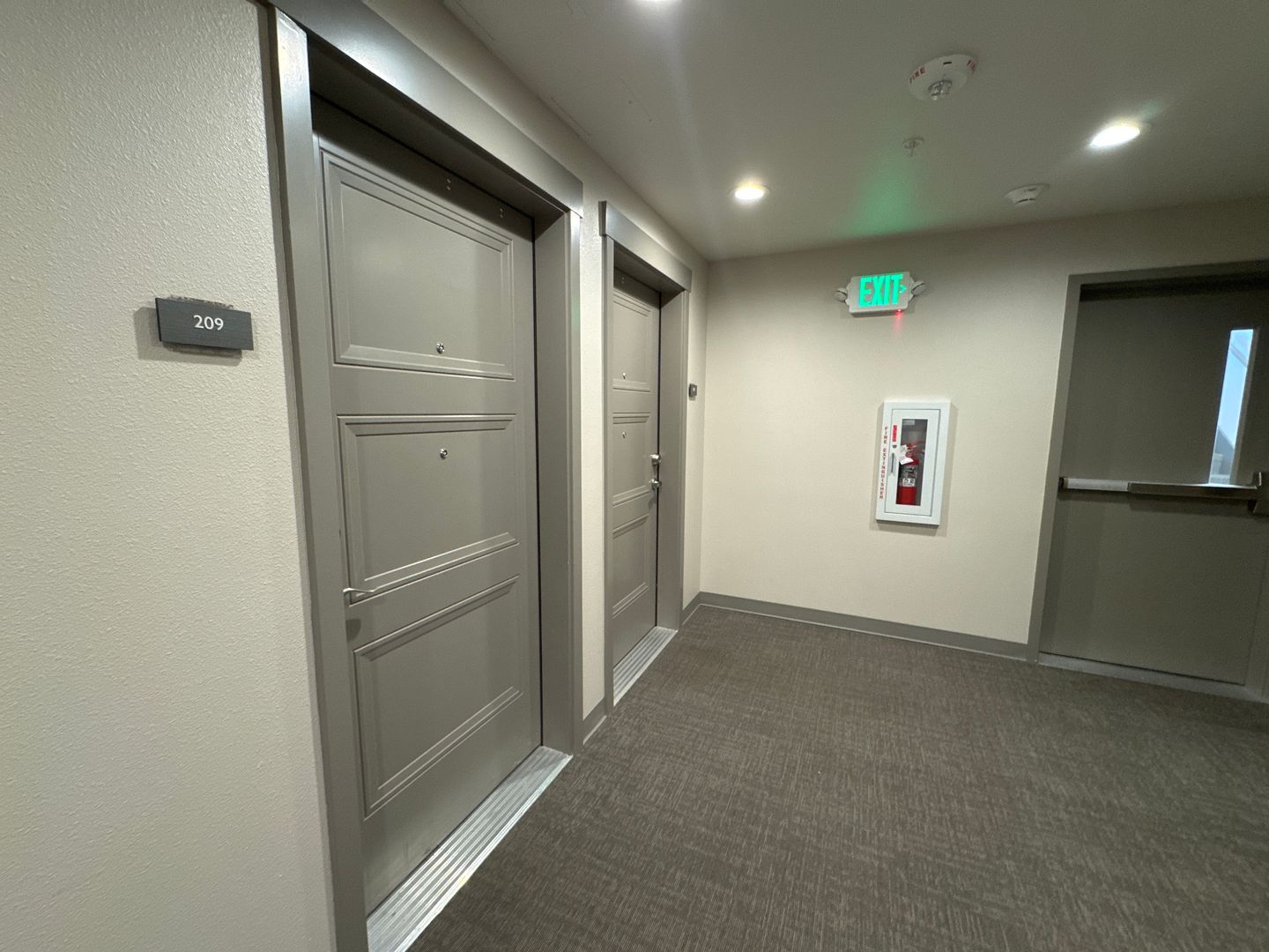 Ashland Apartment: 651 Fair Oaks Ave