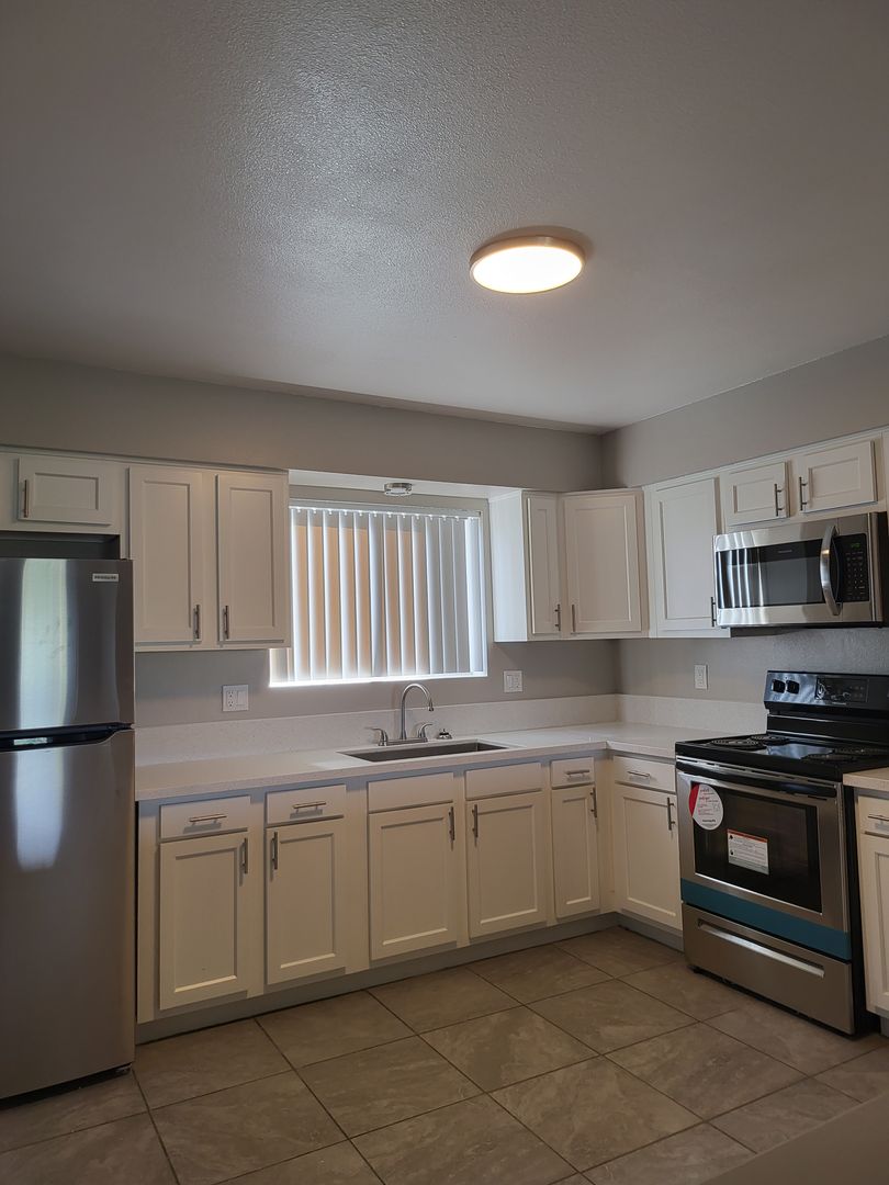 Boulder Terrace Apartments 