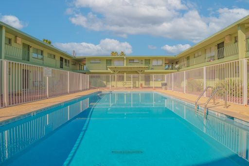 HALF OFF THE RENT FOR THE FIRST THREE MONTHS | One Bedroom Apartment Home | Move In Special on Approved Applications – photo 1