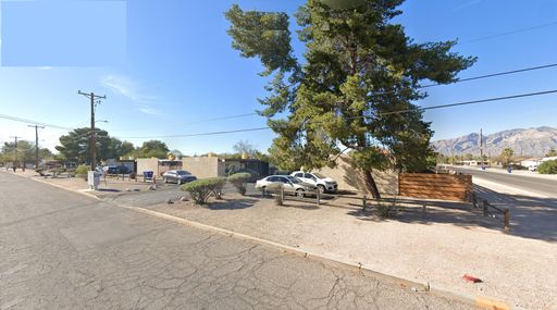HALF OFF THE RENT FOR THE FIRST THREE MONTHS | One Bedroom Apartment Home with Yard | Move In Special on Approved Applications – photo 1
