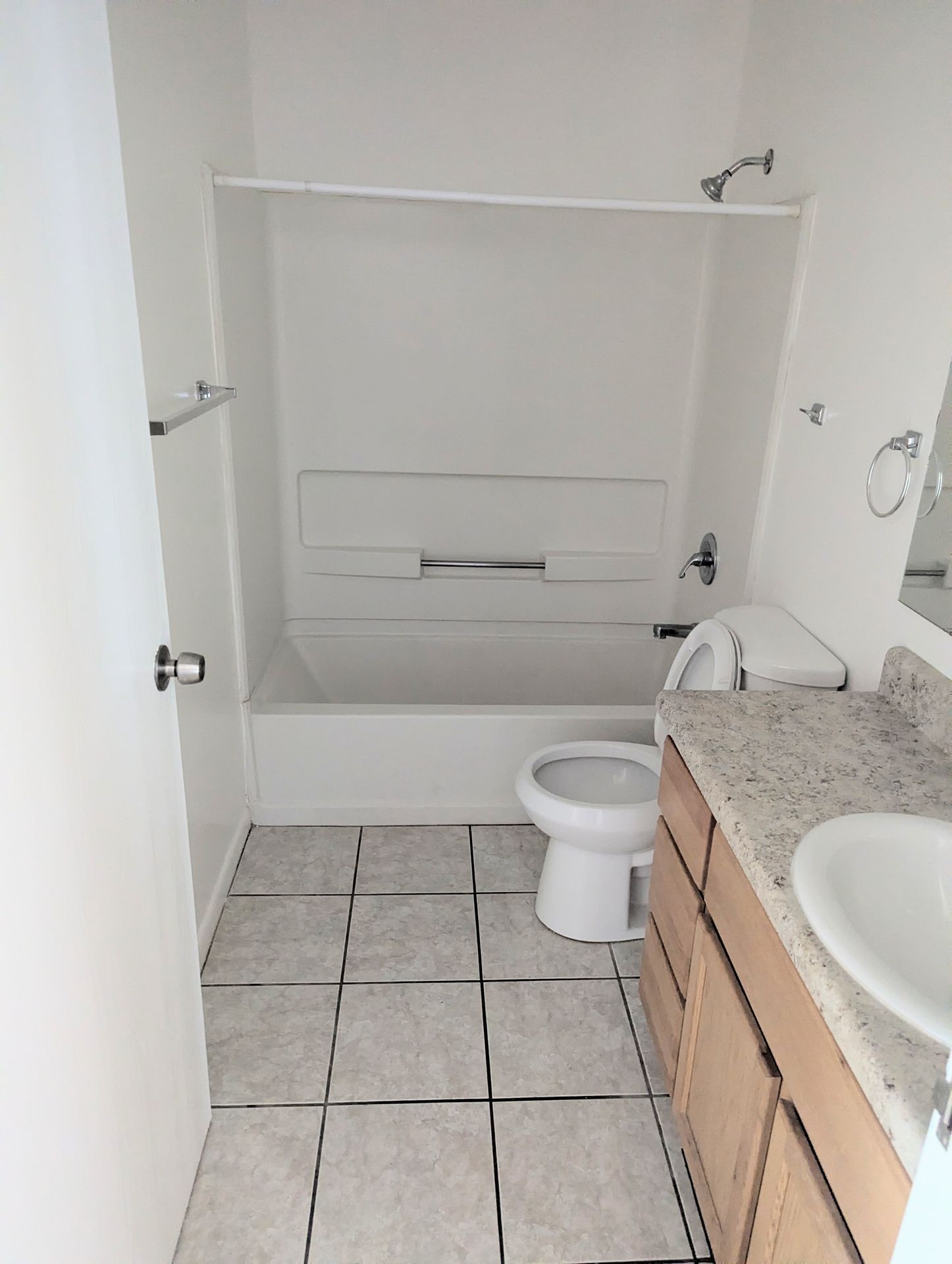 Sierra Vista Apartment: 270 W Tacoma St