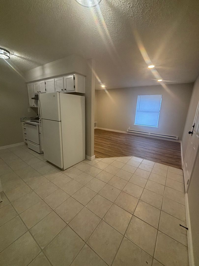 Rogers Apartment: 1918 9th St.