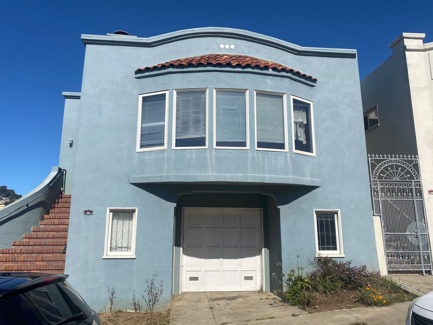 San Francisco House: 42 Castle Manor Ave