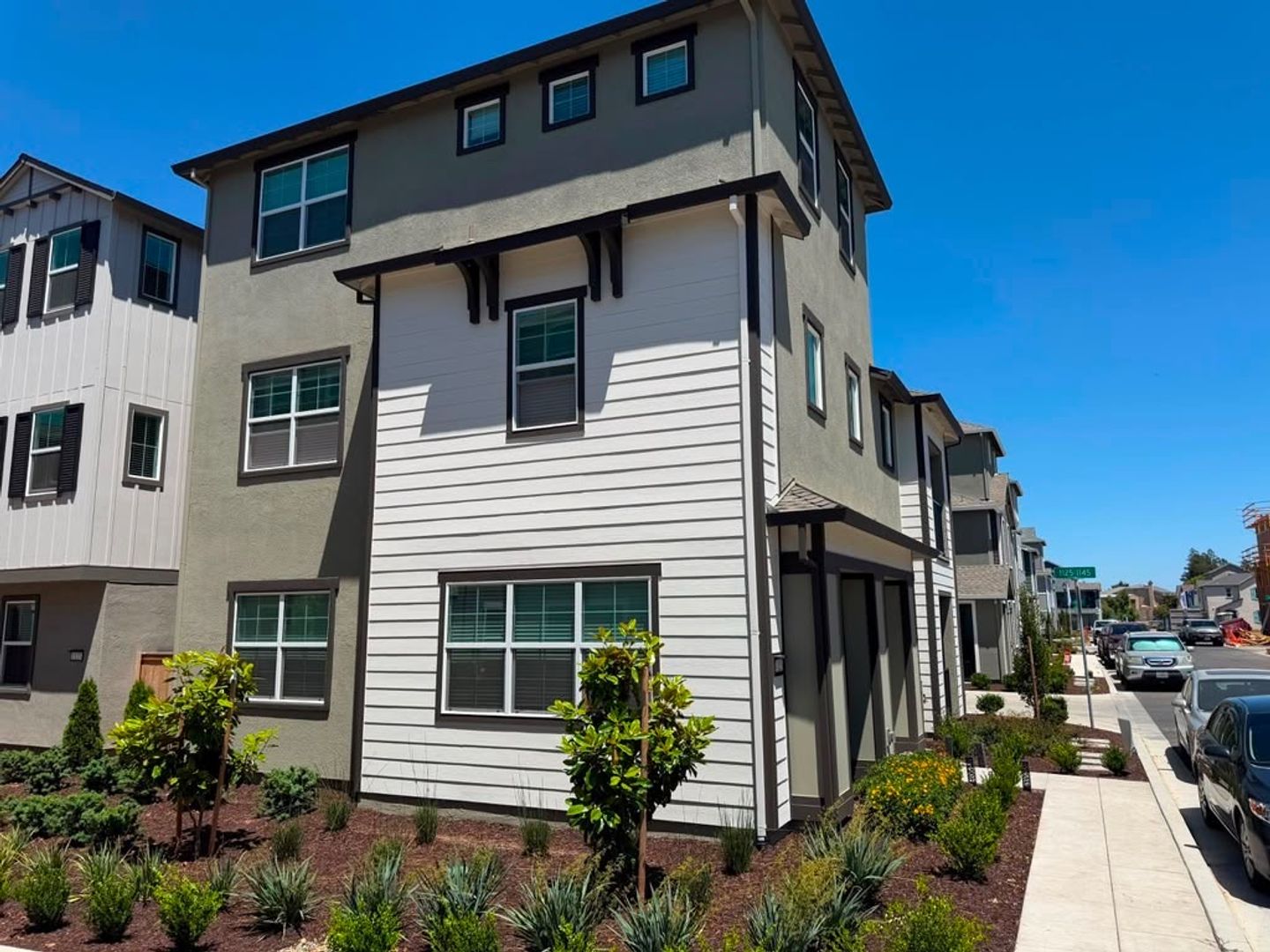 Galt House: 1125 Bellawood Dr