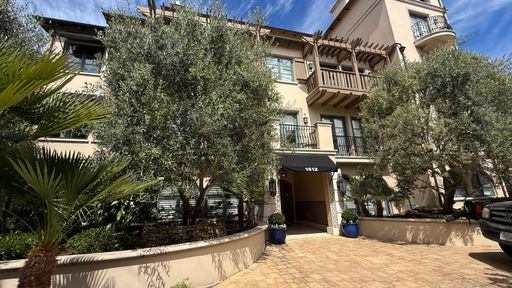Epic REA - Beautiful/Spacious 3 BR/2.5 BA Condo in Burlingame