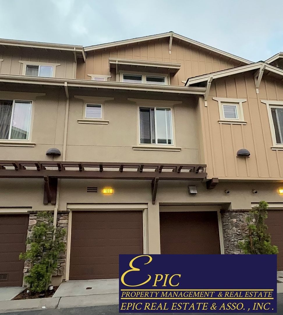 San Francisco Townhome: 109 Otter Cove Ter,