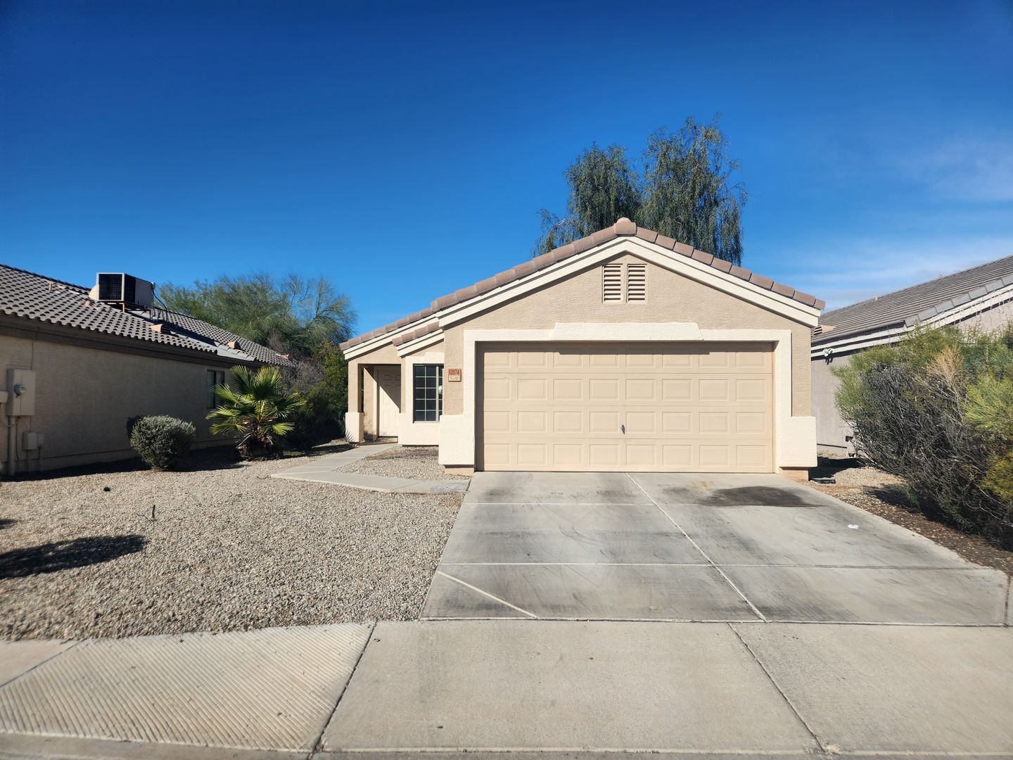 El Mirage House: 12574 W Lisbon Ln