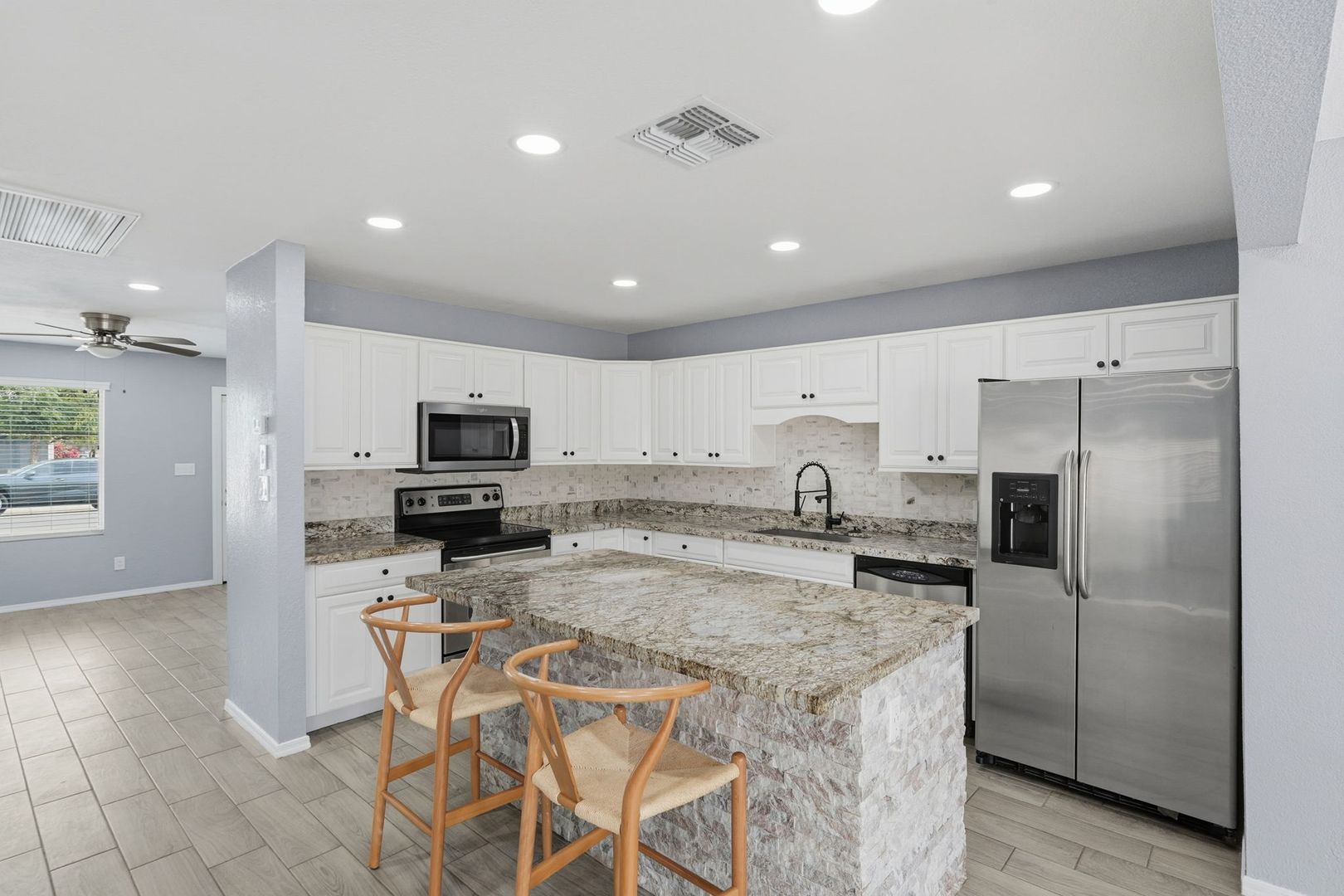 Phoenix House: 2934 N 79th Ln