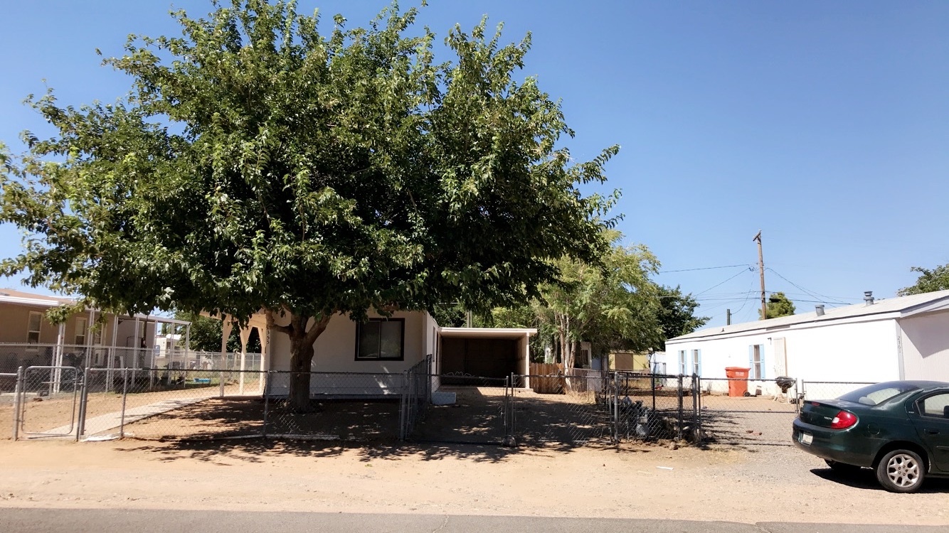 2355 E Ames Avenue Kingman AZ 86409 - Photo 1