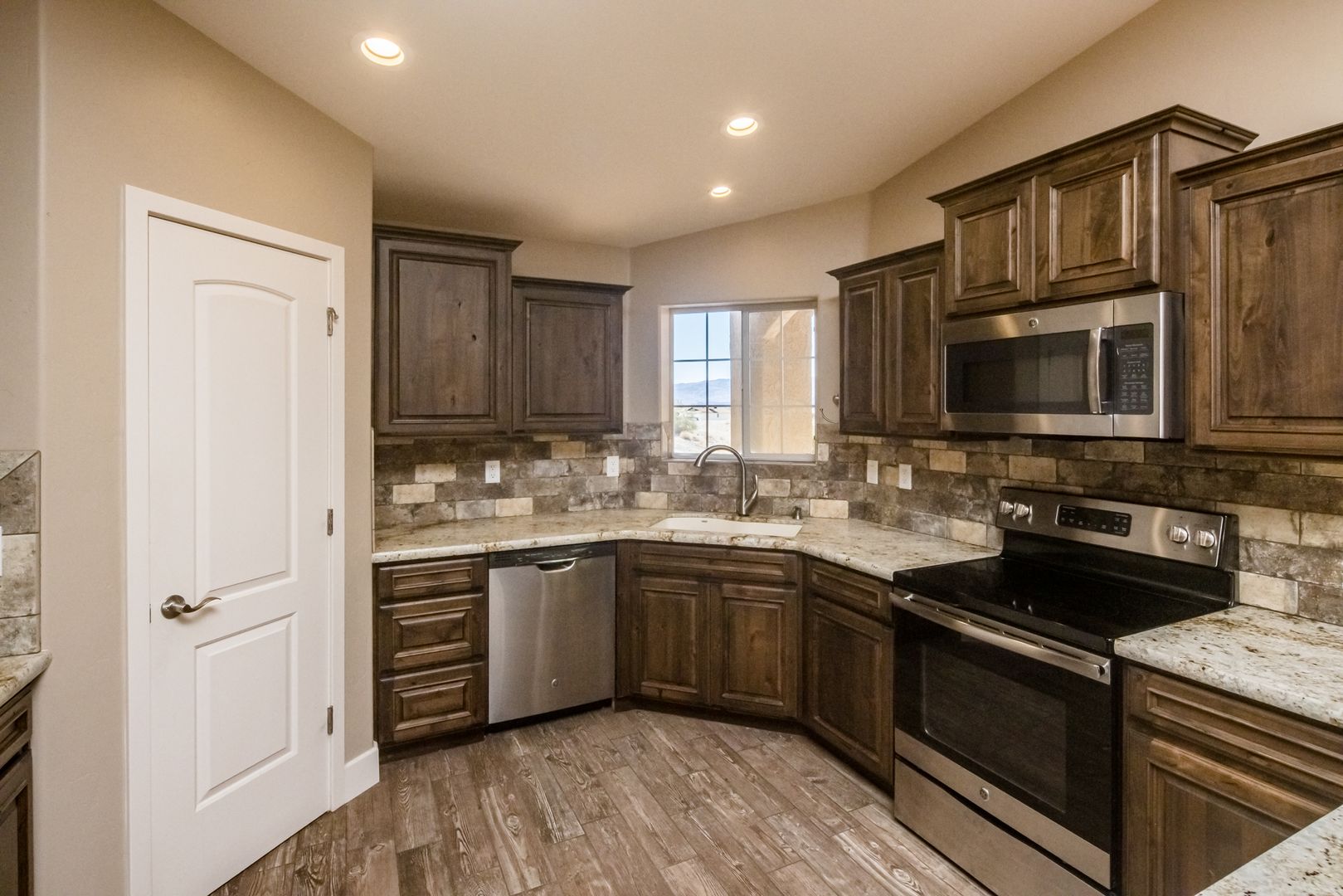 2615 Widgeon Dr. Lake Havasu City AZ 86403 - Photo 18