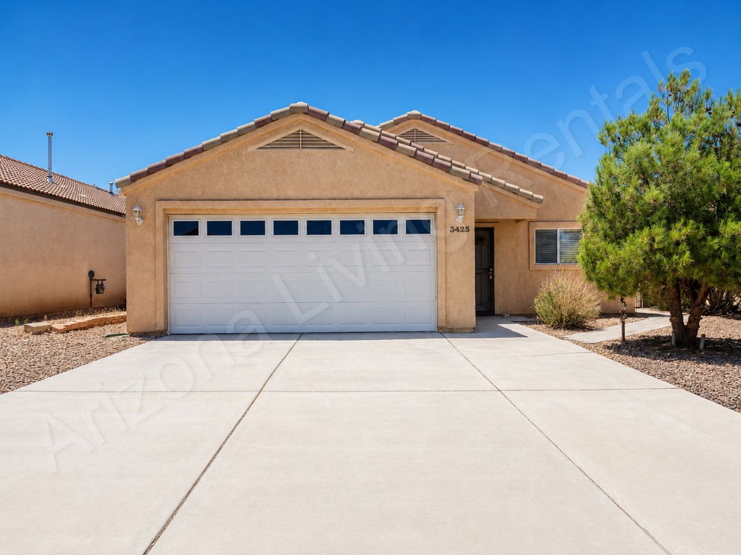 Kingman House: 3425 N Yuma Street