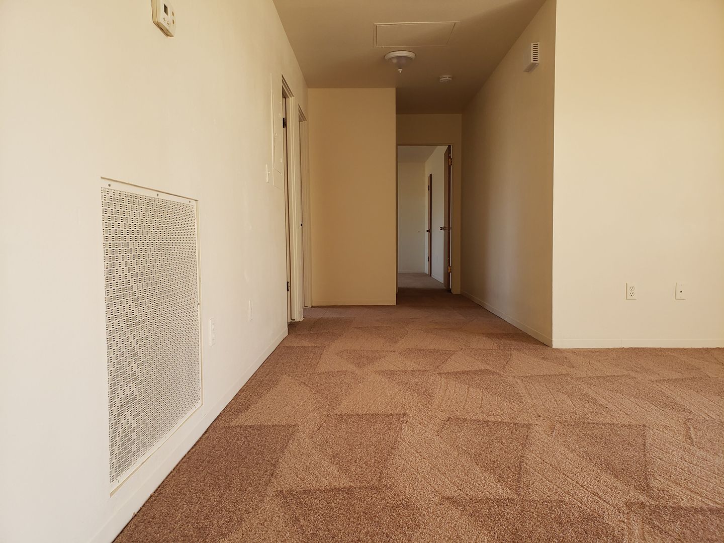 2639 Jamaica Blvd, Apt.4 Lake Havasu City AZ 86406 - Photo 7