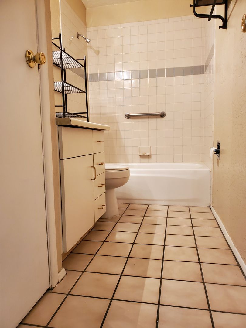 2065 Mesquite Ave Lake Havasu City AZ 86403 - Photo 12